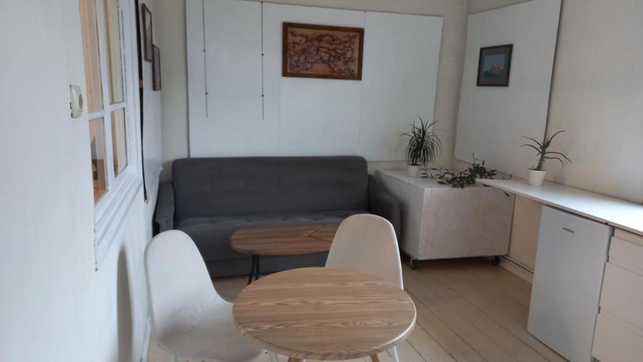Riverhouse In Old ティビリシ エクステリア 写真